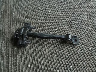 bontott OPEL ASTRA K Jobb első Ajtóhatároló