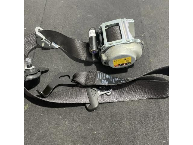 bontott OPEL ASTRA K Jobb első Biztonsági Öv