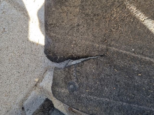 bontott OPEL ASTRA K Jobb első Első Dobbetét (Kerékjárati, Műanyag)