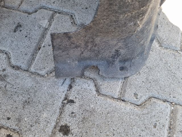 bontott OPEL ASTRA K Jobb első Első Dobbetét (Kerékjárati, Műanyag)