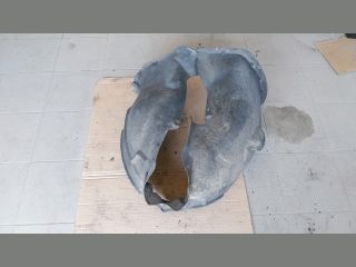 bontott OPEL ASTRA K Jobb első Első Dobbetét (Kerékjárati, Műanyag)