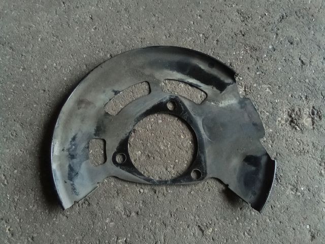 bontott OPEL ASTRA K Jobb első Fék Porvédő Lemez