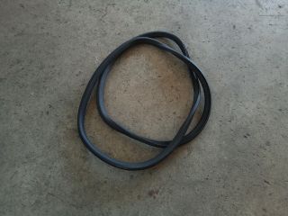 bontott OPEL ASTRA K Jobb első Gumikéder