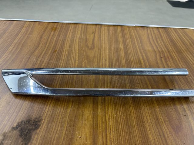 bontott OPEL ASTRA K Jobb első Lökhárító Díszléc