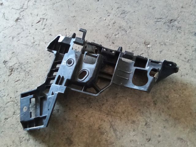 bontott OPEL ASTRA K Jobb első Oldal Lökhárító Tartó (Műanyag)