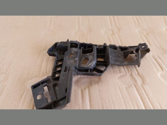 bontott OPEL ASTRA K Jobb első Oldal Lökhárító Tartó (Műanyag)