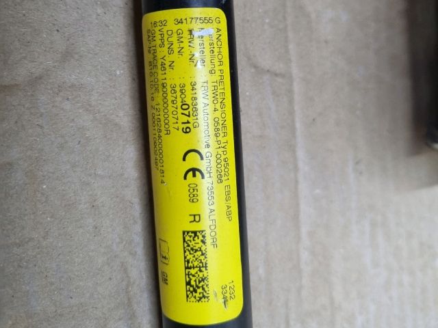 bontott OPEL ASTRA K Jobb első Övfeszítő