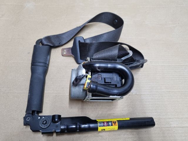 bontott OPEL ASTRA K Jobb első Övfeszítő