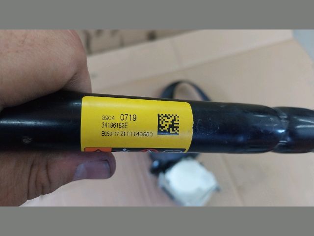 bontott OPEL ASTRA K Jobb első Övfeszítő