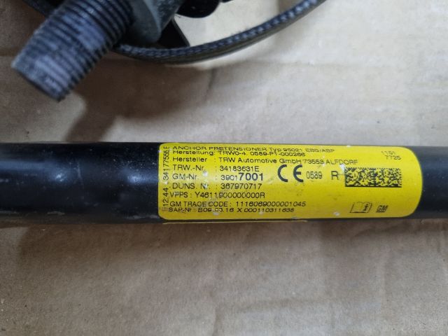 bontott OPEL ASTRA K Jobb első Övfeszítő