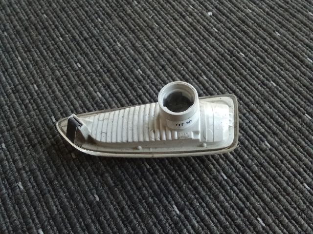 bontott OPEL ASTRA K Jobb első Sárvédő Irányjelző