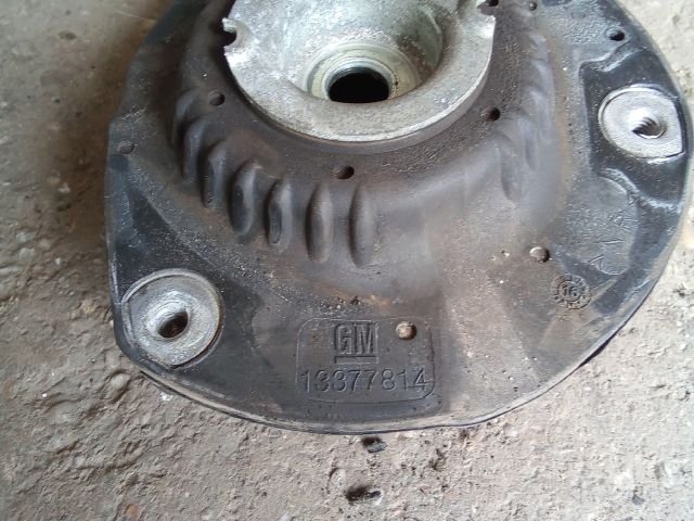 bontott OPEL ASTRA K Jobb első Toronycsapágy