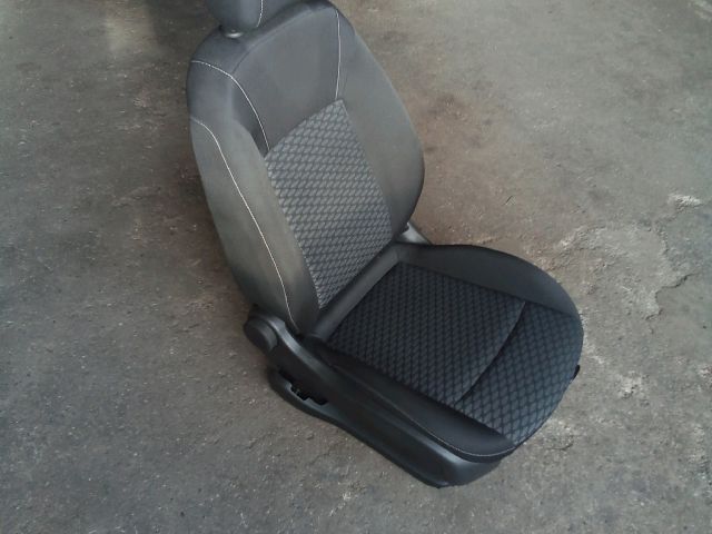 bontott OPEL ASTRA K Jobb első Ülés