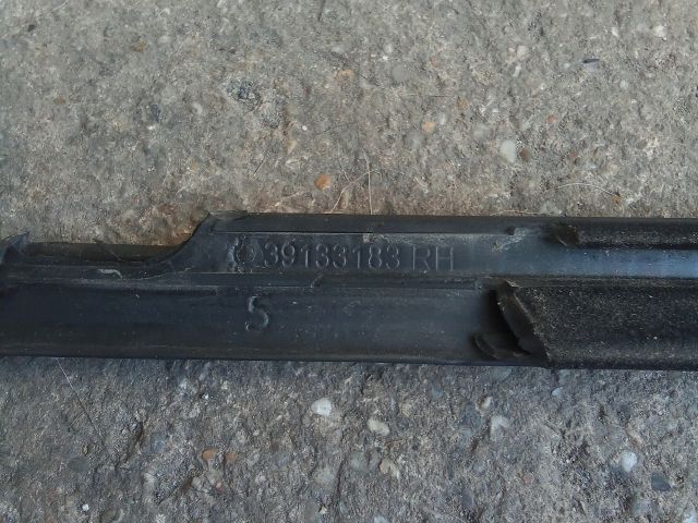 bontott OPEL ASTRA K Jobb első Vízlehúzó Gumicsík