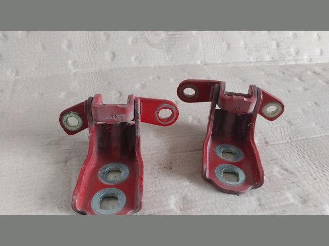 bontott OPEL ASTRA K Jobb első Zsanér