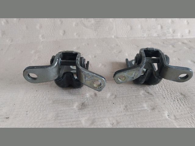 bontott OPEL ASTRA K Jobb első Zsanér