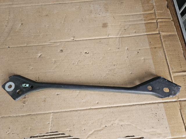 bontott OPEL ASTRA K Jobb Fényszóró Tartó