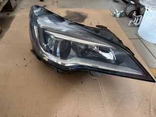 bontott OPEL ASTRA K Jobb Fényszóró