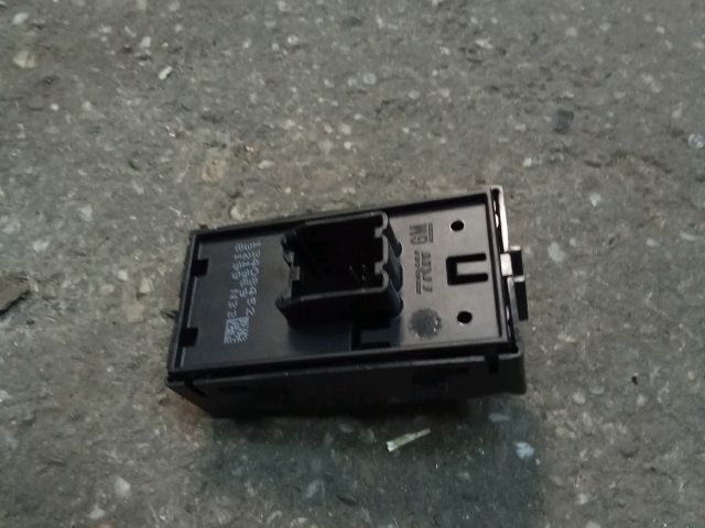 bontott OPEL ASTRA K Jobb hátsó Ablakemelő Kapcsoló