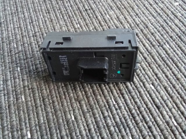 bontott OPEL ASTRA K Jobb hátsó Ablakemelő Kapcsoló