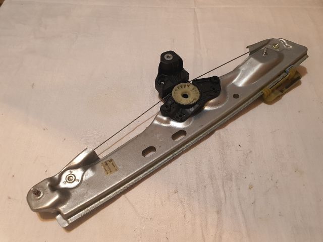 bontott OPEL ASTRA K Jobb hátsó Ablakemelő Szerkezet (Elektromos)