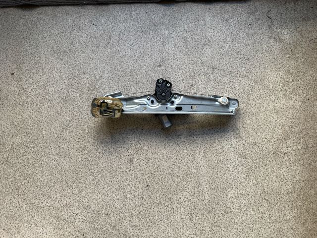 bontott OPEL ASTRA K Jobb hátsó Ablakemelő Szerkezet (Elektromos)