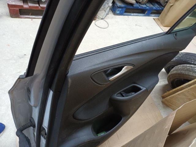 bontott OPEL ASTRA K Jobb hátsó Ajtó (Részeivel)
