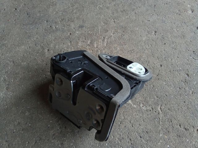 bontott OPEL ASTRA K Jobb hátsó Ajtózár