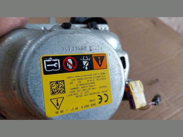 bontott OPEL ASTRA K Jobb hátsó Biztonsági Öv