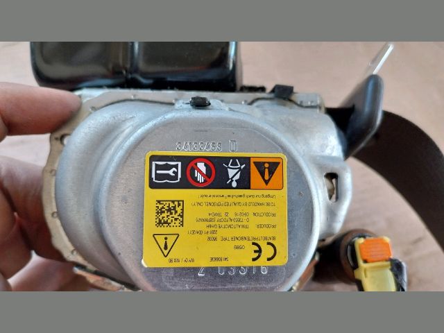 bontott OPEL ASTRA K Jobb hátsó Biztonsági Öv
