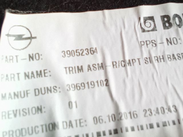 bontott OPEL ASTRA K Jobb hátsó Csomagtér Burkolat (Műanyag)