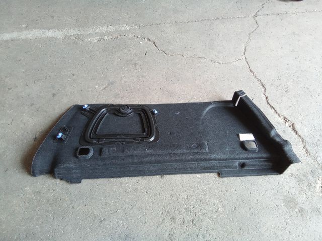 bontott OPEL ASTRA K Jobb hátsó Csomagtér Burkolat (Műanyag)