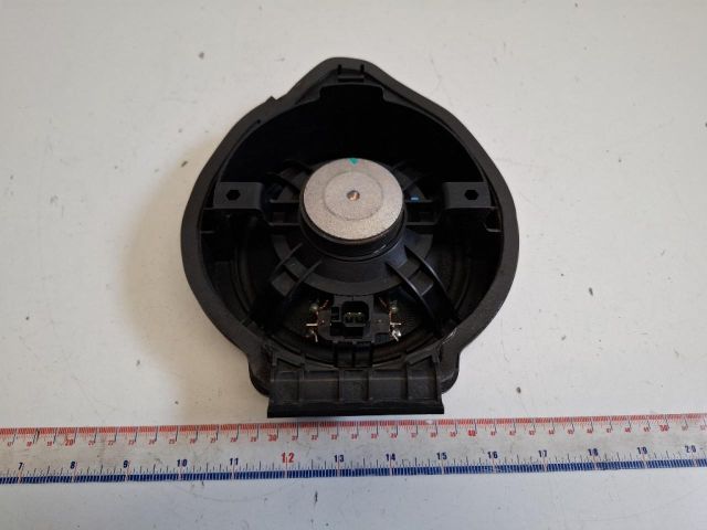 bontott OPEL ASTRA K Jobb hátsó Hangszóró