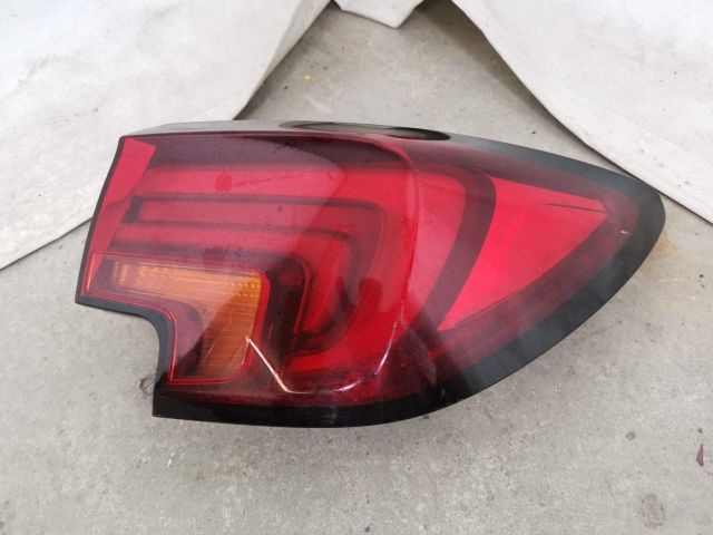 bontott OPEL ASTRA K Jobb Hátsó Lámpa