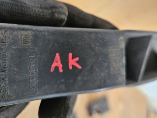 bontott OPEL ASTRA K Jobb hátsó Lökhárító Tartó (Műanyag)