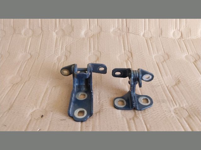 bontott OPEL ASTRA K Jobb hátsó Zsanér