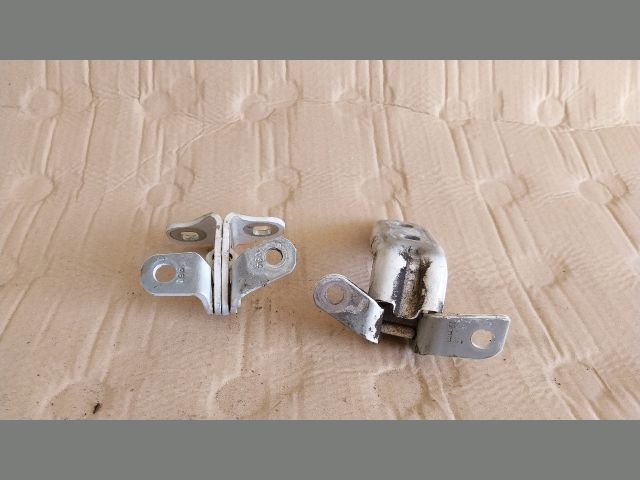 bontott OPEL ASTRA K Jobb hátsó Zsanér