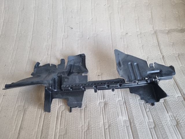 bontott OPEL ASTRA K Jobb Hűtő Légterelő