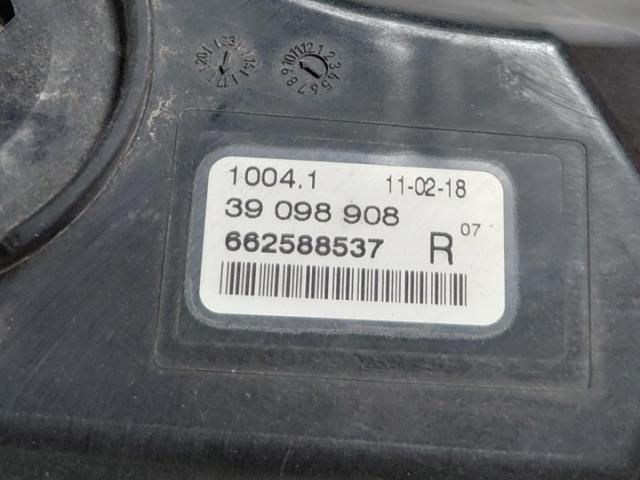 bontott OPEL ASTRA K Jobb Ködfényszóró