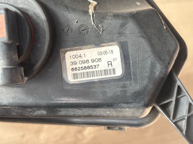 bontott OPEL ASTRA K Jobb Ködfényszóró