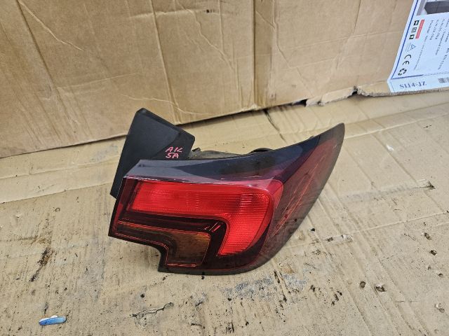 bontott OPEL ASTRA K Jobb Külső Hátsó Lámpa