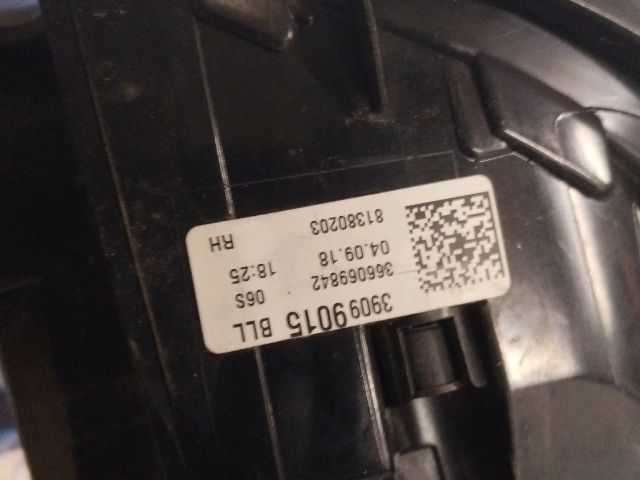 bontott OPEL ASTRA K Jobb Külső Hátsó Lámpa