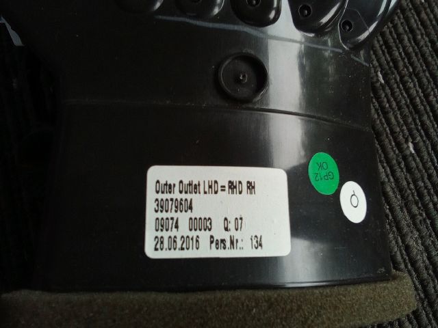 bontott OPEL ASTRA K Jobb Szellőző