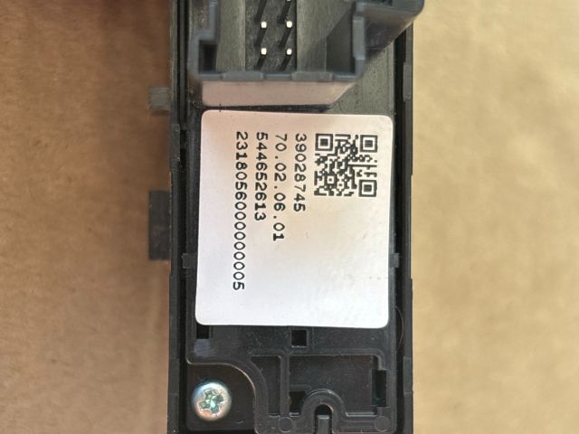 bontott OPEL ASTRA K Kipörgésgátló Kapcsoló