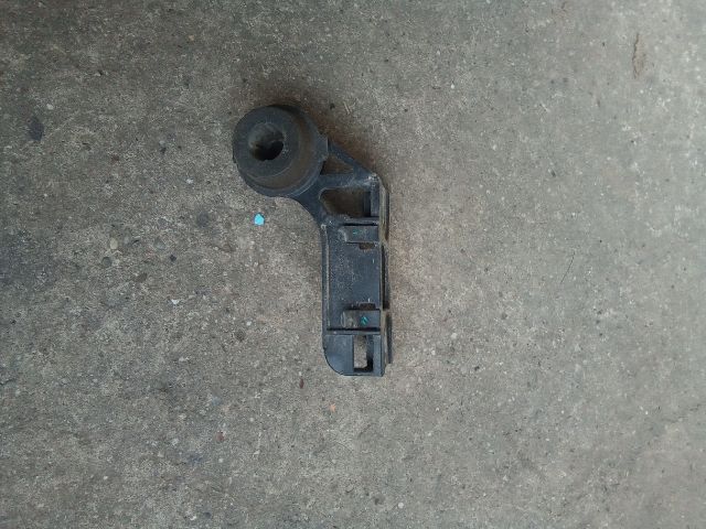 bontott OPEL ASTRA K Kipufogó Tartó