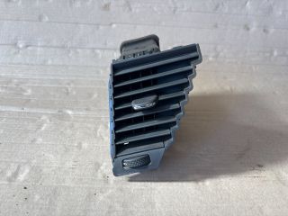 bontott OPEL ASTRA K Középső Jobb Szellőző