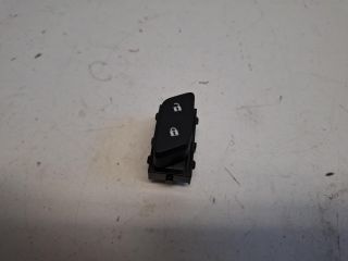 bontott OPEL ASTRA K Központizár Kapcsoló