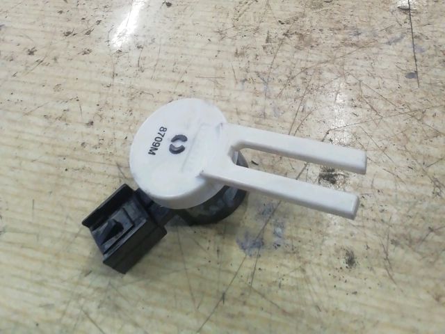 bontott OPEL ASTRA K Kuplung Pedál Kapcsoló