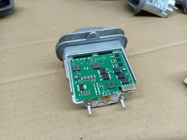 bontott OPEL ASTRA K LED Trafó