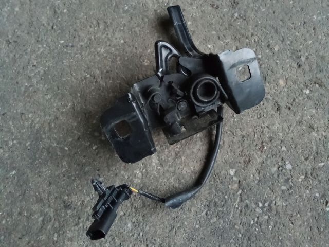 bontott OPEL ASTRA K Motorháztető Zárszerkezet